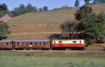 Lokomotiva: 1099.002-6 | Vlak: R 6826 ( Laubenbachmhle - St.Plten Hbf. ) | Msto a datum: Mainburg 05.10.1994
