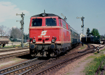 Lokomotiva: 2143.043-4 | Vlak: D 274 Smetana ( Wien FJBf. - Praha hl.n. ) | Msto a datum: Gpfritz 05.05.1990
