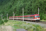 Lokomotiva: 4010.005-9 | Vlak: E 1793 ( Bruck a.d.Mur - Villach Hbf. ) | Msto a datum: Niklasdorf 05.08.1996