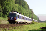 Lokomotiva: 4010.009-1 | Vlak: IC 516 Planai ( Graz Hbf. - Innsbruck Hbf. ) | Msto a datum: Mixnitz-Brenschtzklamm 11.10.1994