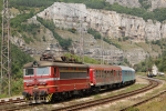 Lokomotiva: 45.156-7 | Vlak: UBV 2602 ( Varna - Sofia ) | Msto a datum: Lakatnik 21.08.2006