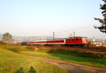 Lokomotiva: Re 4/4 11148 | Vlak: EN 458 Canopus ( Dresden Hbf. - Zrich HB ) | Msto a datum: Frick 28.09.2009