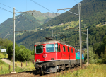 Lokomotiva: Re 4/4 11192 | Vlak: IR 2159 ( Basel SBB - Locarno ) | Msto a datum: Ambri-Piota 23.06.2006