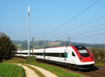 Lokomotiva: RABDe 500.041-9 | Vlak: IR 2068 ( Zrich Flughafen - Basel SBB ) | Msto a datum: Frick 28.09.2009