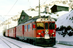 Lokomotiva: ABe 4/4 54   | Vlak: R 409 ( St.Moritz - Tirano ) | Msto a datum: Ospizio Bernina 18.01.1995