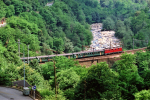 Lokomotiva: Ae 6/6 11410 | Vlak: D 1675 ( Basel SBB - Chiasso ) | Msto a datum: Giornico 07.07.1995