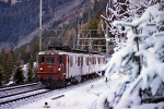Lokomotiva: Ae 8/8 275 | Vlak: IC 811 ( Basel SBB - Brig ) | Msto a datum: Kandersteg 11.02.1996