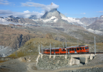 Lokomotiva: Bhe 4/8 3052 + Bhe 4/6 3082 | Vlak: R 217 ( Zermatt - Gornergrat ) | Msto a datum: Gornergrat 21.08.2018