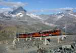 Lokomotiva: Bhe 4/8 3053 + Bhe 4/6 3083 | Vlak: R 219 ( Zermatt - Gornergrat ) | Msto a datum: Gornergrat 21.08.2018