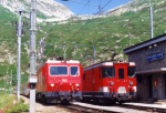 Lokomotiva: HGe 4/4 102 + Deh 4/4 54 | Vlak: D 902 Glacier-Express ( Zermatt - St.Moritz ) + R 244 ( Disentis/Muster - Gschenen ) | Msto a datum: Oberalppasshhe-Calmot 06.08.1994