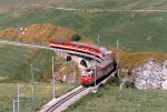 Lokomotiva: HGe 4/4 104 | Vlak: D 1902 Glacier-Express ( Zermatt - St.Moritz ) | Msto a datum: Hospental 06.08.1994