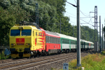 Lokomotiva: 151.014-8 | Vlak: IC 540 Hutnk ( Tinec - Praha hl.n. ) | Msto a datum: Zbo nad Labem 05.07.2006