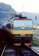 Lokomotiva: 163.001-1 ( E499.3001 ) | Vlak: Os 6414 ( Lys nad Labem - Dn hl.n. ) | Msto a datum: Dn hl.n. 17.08.1988