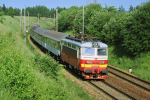 Lokomotiva: 242.272-3 | Vlak: Os 4912 ( Brno hl.n. - Havlkv Brod ) | Msto a datum: r nad Szavou   21.06.1998