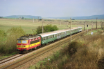 Lokomotiva: 242.274-9 | Vlak: Os 4948 ( Brno hl.n. - Tinov ) | Msto a datum: ebn 14.10.1999