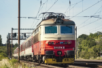 Lokomotiva: 242.274-9 | Vlak: R 811 Gemeran ( Bratislava hl.st. - Koice ) | Msto a datum: Bratislava hl.st. 31.05.2014