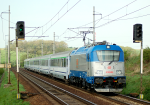 Lokomotiva: 380.012-5 | Vlak: EC 104 Sobieski ( Wien Westbf. - Warszawa Wsch. ) | Msto a datum: Osek nad Bevou   24.04.2011