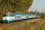 Lokomotiva: 451.093-0 | Vlak: Os 9407 ( Praha Masarykovo n. - Koln ) | Msto a datum: Podbrady 14.09.2006