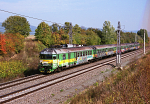 Lokomotiva: 460.007-8 | Vlak: Os 3311 ( Perov - esk Tn ) | Msto a datum: Lipnk nad Bevou 05.10.2004