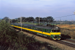 Lokomotiva: 460.024-2 | Vlak: Os 3729 ( esk Tebov - Bohumn ) | Msto a datum: Lipnk nad Bevou 02.05.1997