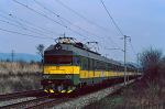 Lokomotiva: 460.027-6 | Vlak: Os 3714 ( Bohumn - esk Tebov ) | Msto a datum: Lipnk nad Bevou 02.05.1997