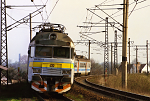 Lokomotiva: 460.083-9 | Vlak: Os 2374 ( Kralupy nad Vltavou - Chomutov ) | Msto a datum: Mal ernoseky 03.04.1997