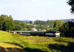 Lokomotiva: 750.322-0 | Vlak: R 683 Jetd ( Liberec - Pardubice hl.n. ) | Msto a datum: Star Paka 31.07.1998