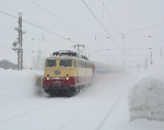 Lokomotiva: 113.309-9 ( E10.1309, D-TRAIN 91 80 6 113 309-9 ) | Vlak: DRV 13187 Alpen Express ( Wrgl Hbf. - Bischofshofen ) | Msto a datum: Hochfilzen (A) 26.01.2019