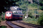 Lokomotiva: 103.175-6 | Vlak: EC 29 Prinz Eugen ( Kiel Hbf. - Wien Westbf. ) | Msto a datum: Oberwesel 21.07.1995