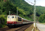 Lokomotiva: 103.242-4 | Vlak: EC 115 Blauer Enzian ( Dortmund Hbf. - Klagenfurt Hbf. ) | Msto a datum: Hirzenach 18.07.1998