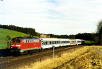 Lokomotiva: 218.232-7 | Vlak: IR 2205 ( Mnchen Hbf. - Oberstdorf ) | Msto a datum: Gnzach 21.11.2002