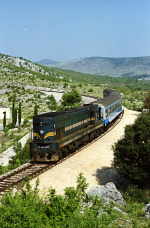 Lokomotiva: 2061.003 | Vlak: P 5503 ( Perkovi - Split ) | Msto a datum: Preslo 28.06.2003