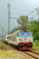 Lokomotiva: E 652.130 | Vlak: IM 43630 ( Novara - Freiburg im Breisgau ) | Msto a datum: Cuzzago 22.06.2006
