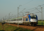 Lokomotiva: 5 370 003 ( 183.603 ) | Vlak: EIC 3500 Lajkonik ( Krakow Gl. - Gdynia Gl. ) | Msto a datum: Psary 29.04.2010