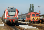 Lokomotiva: 76-1460-5, M41.2130 ( 418.130 ) | Vlak: R 4333 ( Oradea - Valea lui Mihai ), R 6812( Debrecen - Oradea ) | Msto a datum: Valea lui Mihai   12.05.2016