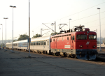 Lokomotiva: 444-001 | Vlak: EC 272 Avala ( Beograd - Praha hl.n. ) | Msto a datum: Novi Beograd 19.08.2013