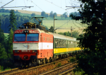 Lokomotiva: 350.001-4 | Vlak: R 275 Slovensk strela ( Praha-Smchov - Bratislava hl.st. ) | Msto a datum: Szava u ru (CZ) 23.07.1998