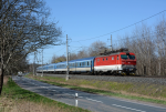 Lokomotiva: 350.018-8 | Vlak: EC 279 Metropolitan ( Praha hl.n. - Budapest Nyugati pu. ) | Msto a datum: Kojice (CZ) 06.04.2018