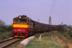 Lokomotiva: 750.031-7 | Vlak: Os 2204 ( Prievidza - Nov Zmky ) | Msto a datum: Luianky 04.10.1995
