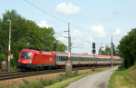 Lokomotiva: 1016.018-2 | Vlak: OEC 566 Stadt Innsbruck ( Wien Westbf. - Bregenz ) | Místo a datum: Neulengbach 19.05.2009