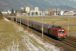 Lokomotiva: 1016.047-1 | Vlak: OEC 742 KUFSTEIN-DIE PERLE TIROLS ( Wien Westbf. - Innsbruck Hbf. ) | Místo a datum: Schwaz 23.01.2010