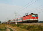Lokomotiva: 1044.034-5 | Vlak: OEC 847 Wiessel-Express ( Linz Hbf. - Wien Westbf. ) | Místo a datum: Markersdorf a.d.Pielach 08.08.2007