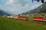 Lokomotiva: 1144.243 + 1144. a 1044.104 | Vlak: ROLA 43203 ( Wrgl-Terminal -Roncafort ) + ROLA 57444 ( Brennersee - Wrgl-Terminal ) | Msto a datum: Schwaz 04.06.2009