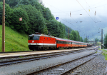 Lokomotiva: 1044.250-7 | Vlak: D 9802  Autoreisezug ( Wien Westbf. - Feldkirch ) | Místo a datum: Dalaas 15.06.1993