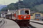 Lokomotiva: 1099.003-4 | Vlak: R 6825 ( St.Pölten Hbf. - Laubenbachmühle ) | Místo a datum: Kirchberg a.d.Pielach 08.08.1995