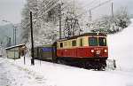 Lokomotiva: 1099.011-7 | Vlak: R 6821 ( St.Plten Hbf. - Laubenbachmhle ) | Msto a datum: Steinklamm 23.12.1994