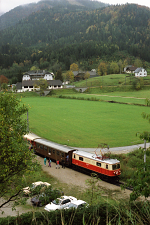 Lokomotiva: 1099.014-1 | Vlak: R 6880 ( Mariazell - St.Plten Hbf. ) | Msto a datum: Wienebruck 09.10.1993
