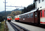 Lokomotiva: 1099.016-6, 1099.014-1 | Vlak: R 6883 ( St.Plten Hbf. - Mariazell ), R 6880 ( Mariazell - St.Plten Hbf. ) | Msto a datum: Gsing 09.10.1993