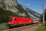 Lokomotiva: 1216.014 | Vlak: OIC 542 Skicirkus Saalbach Hinterglemm Leogang ( Wien Westbf. - Innsbruck Hbf. ) | Místo a datum: Tenneck 19.08.2009