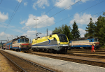 Lokomotiva: ES 64 U2-082 ( CargoServ ) + 340.055-3 + 340.049-6 | Místo a datum: Summerau 05.06.2009
